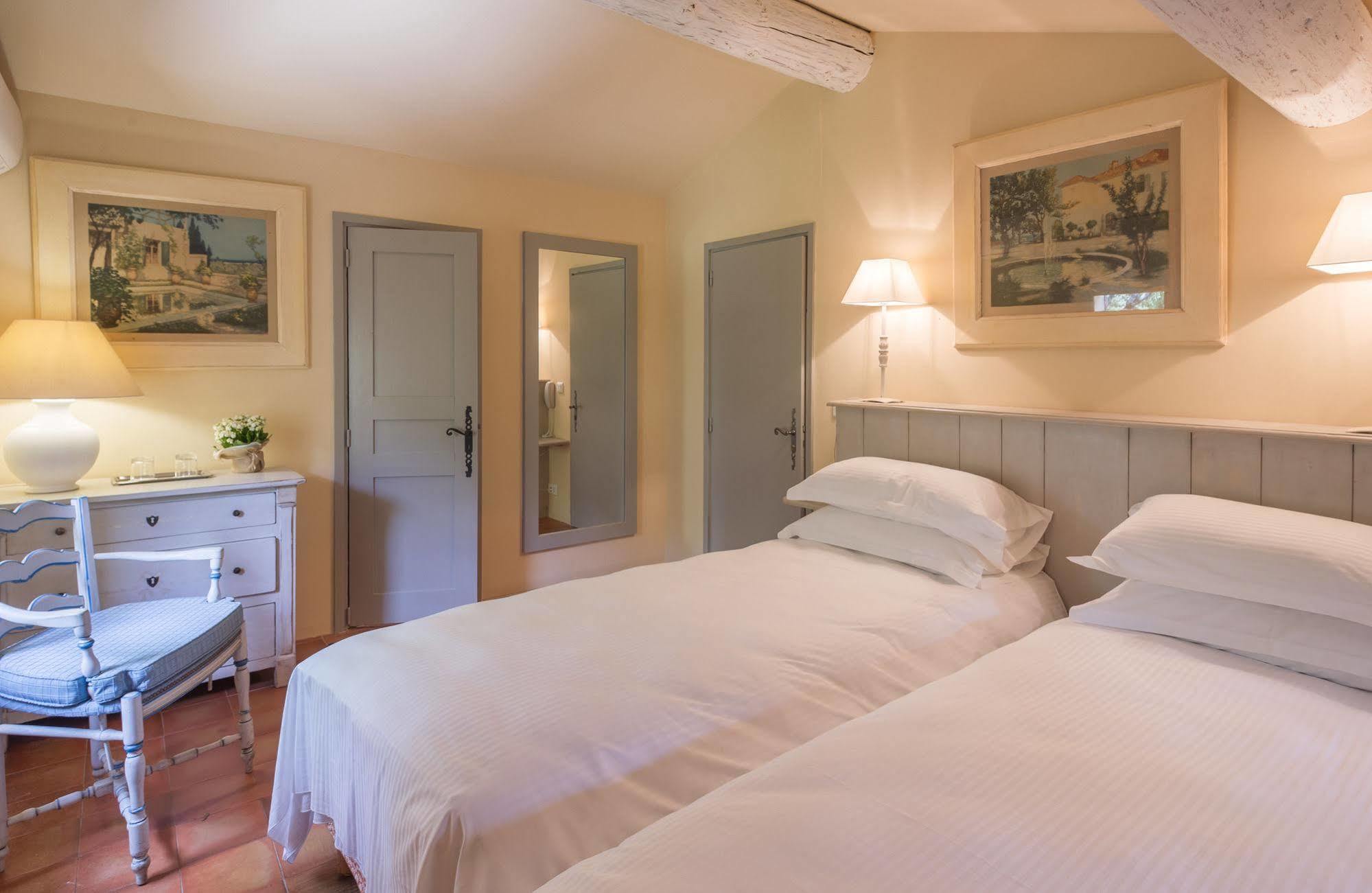 Le Jas De Gordes Hotel Екстериор снимка