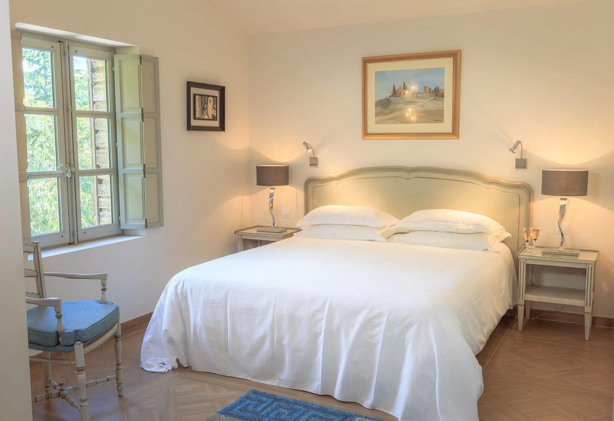 Le Jas De Gordes Hotel Екстериор снимка